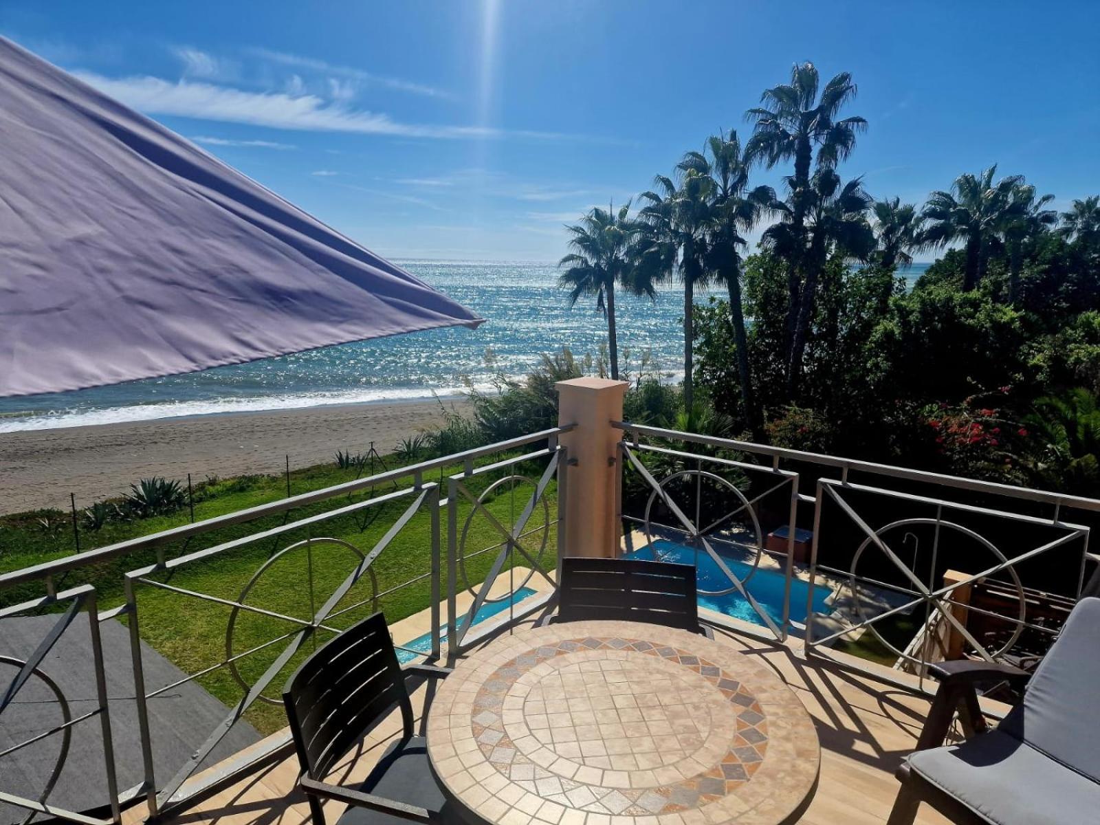 Exclusive Beachfront Penthouse Almayate Alto Exterior foto